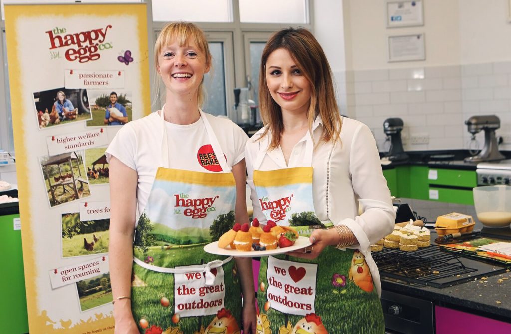 happy eggs bee's bakery