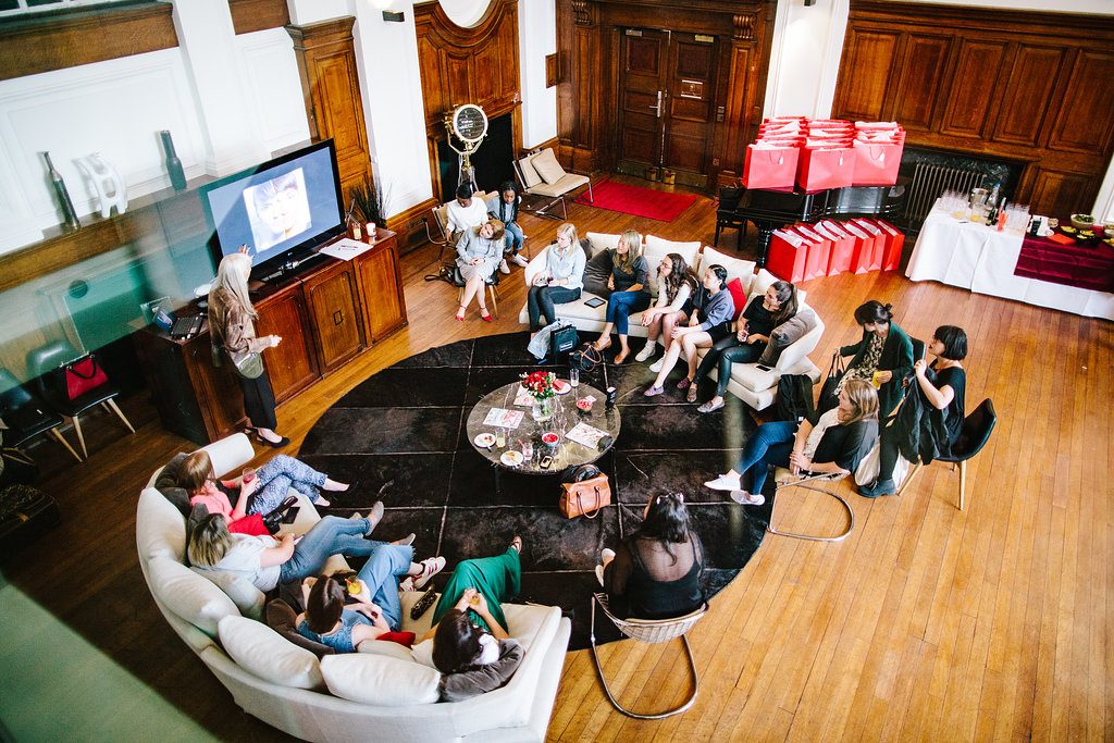 Kris Atomic - adb38dc8-3fb3-11e5-9f4c-92ce347ad47a - Web